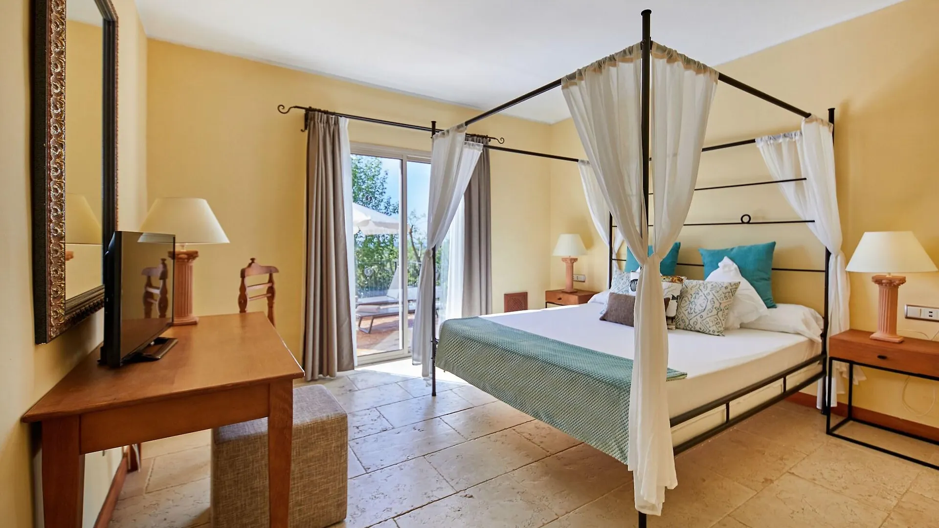 Pula Suites Boutique Resort Son Servera  Spain